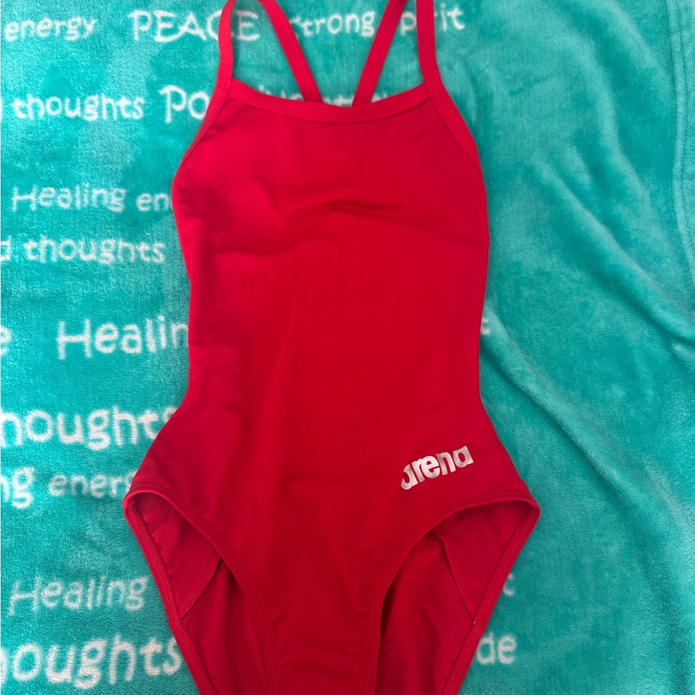 Arena Women’s TEAM LIGHT DROP BACK ONE PIECE